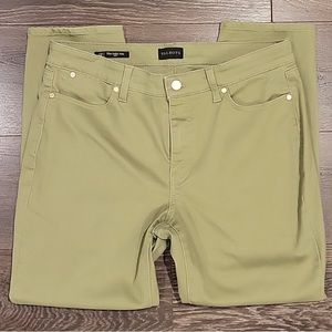 Reposhing COPY - ❤️ TALBOTS CURVY SLIM ANKLE JEANS, 12P (31 PETITE)